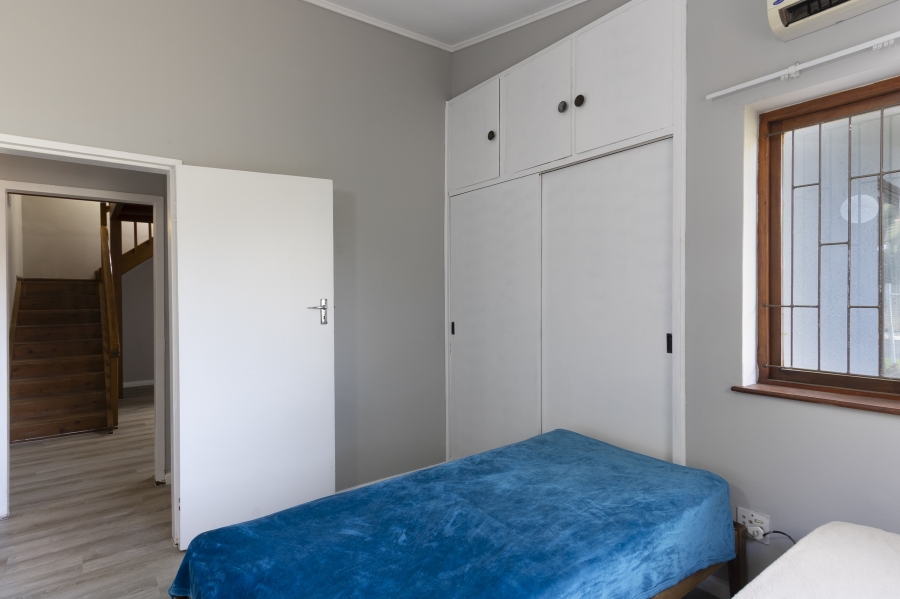 To Let 4 Bedroom Property for Rent in Lochnerhof Western Cape